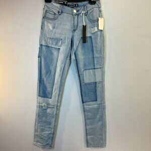 Design Lab Women's Boyfriend Patch Destroyed Jeans - Size 24 - NWT
